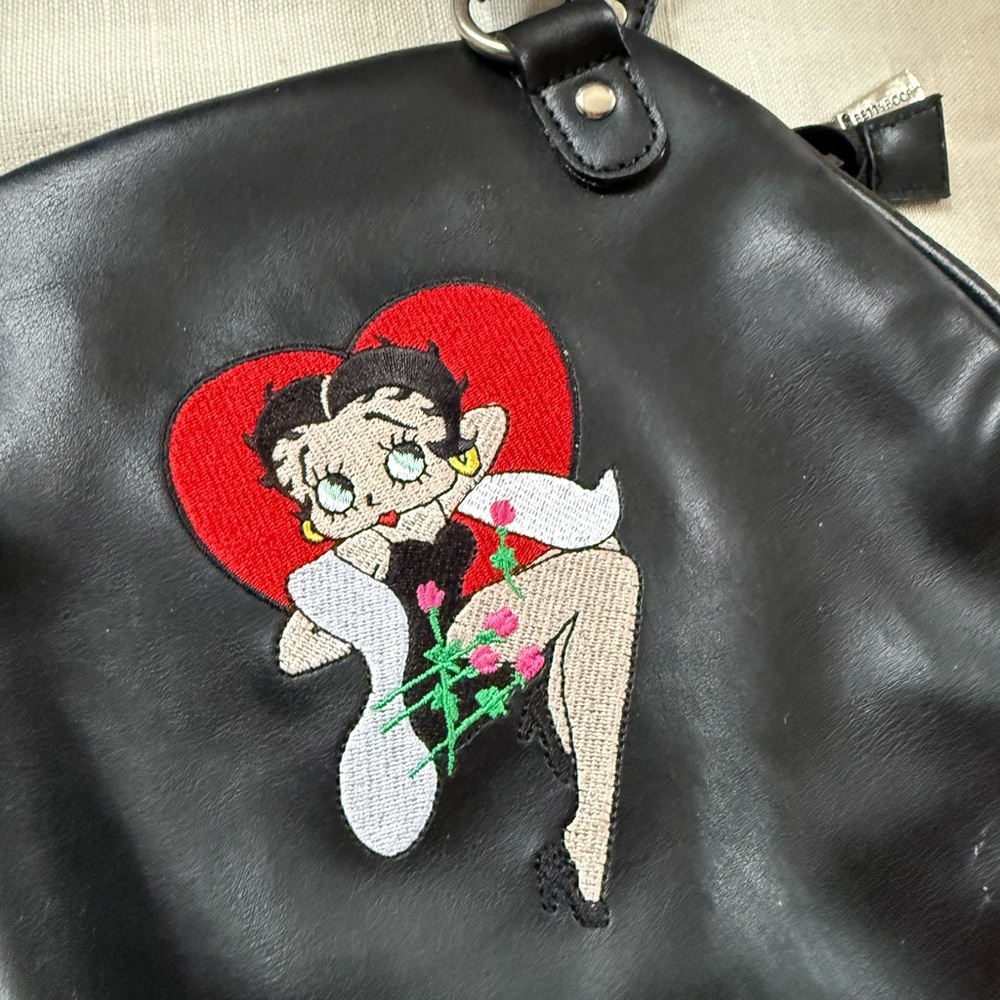 Vintage embroidered black hand purse Betty Boop & heart EUC Y2K - Picture 2 of 6
